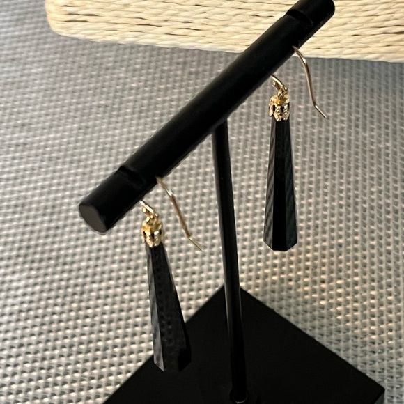 Round Black Onyx Fish Hook Earrings with Diamond Accents LOVED AUTHENTIC BLACK ONYX DIAMOND CUT & 14K YELLOW GOLD FISH HOOK EARRINGS
